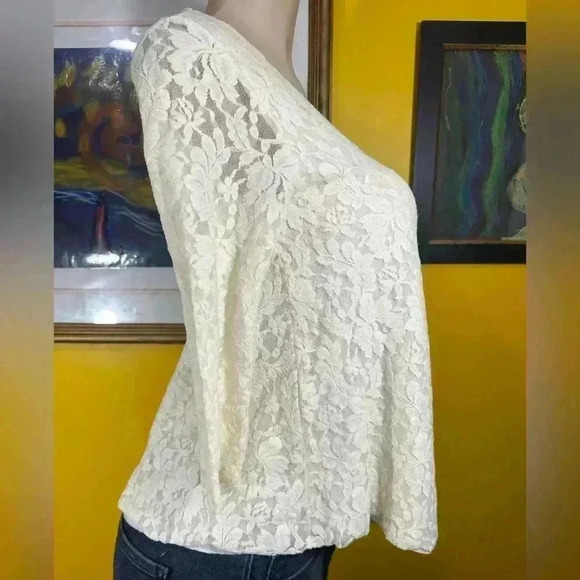 American Eagle Outfitters Ivory Lace 3/4 Sleeve V-Neck Babydoll Blouse - Picture 4 of 12